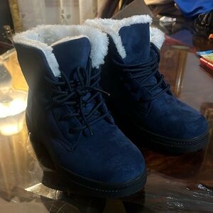 Harence suede boots size 38 like New